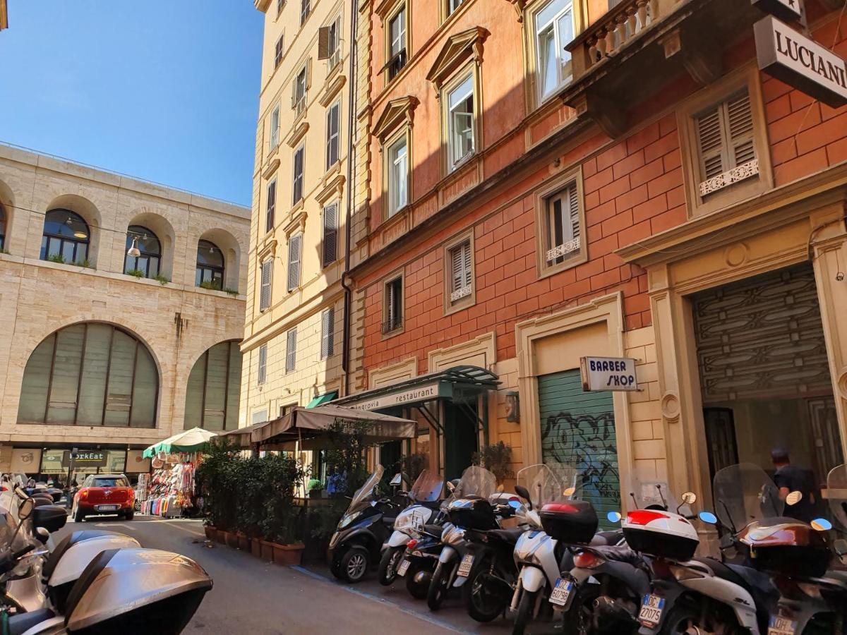 Alloggio Turistico Di Fuoco C Rome Bagian luar foto